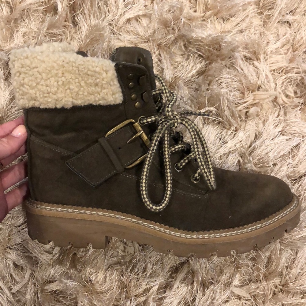 Winter boots